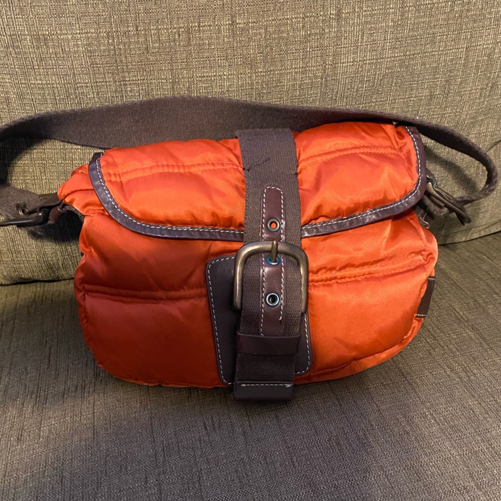 Eddie Bauer purse